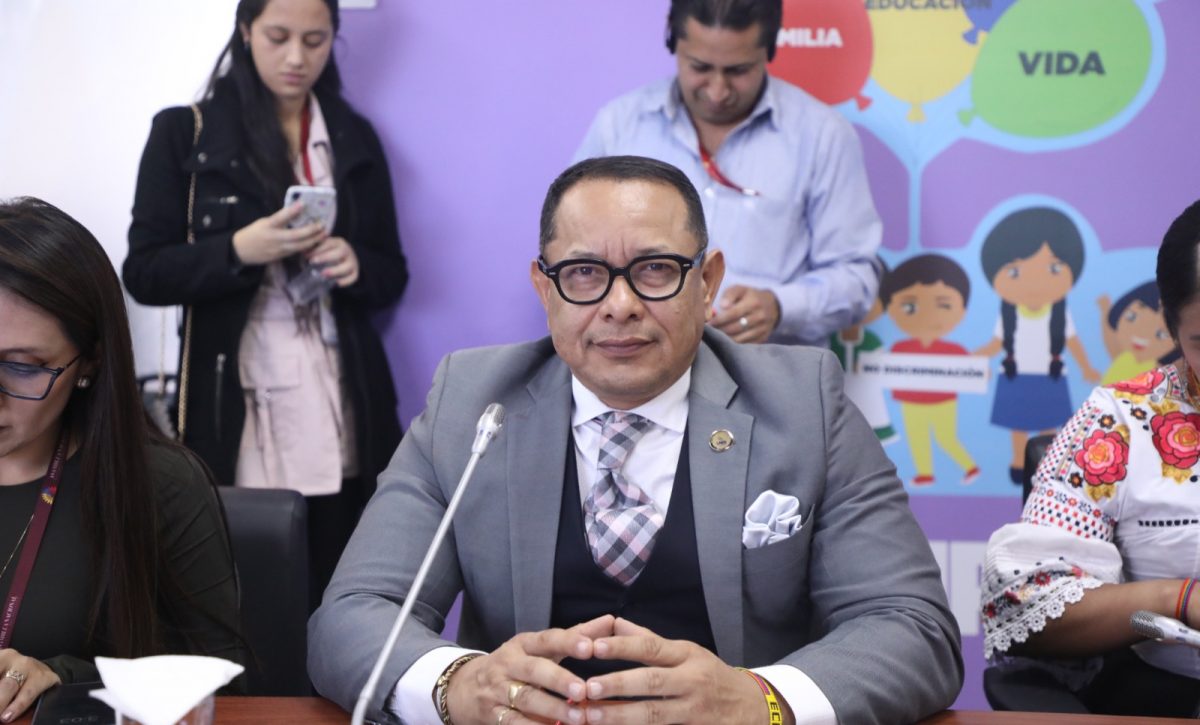 Asambleísta Ronal González recibe suspensión de 60 días por afectar institucionalidad parlamentaria