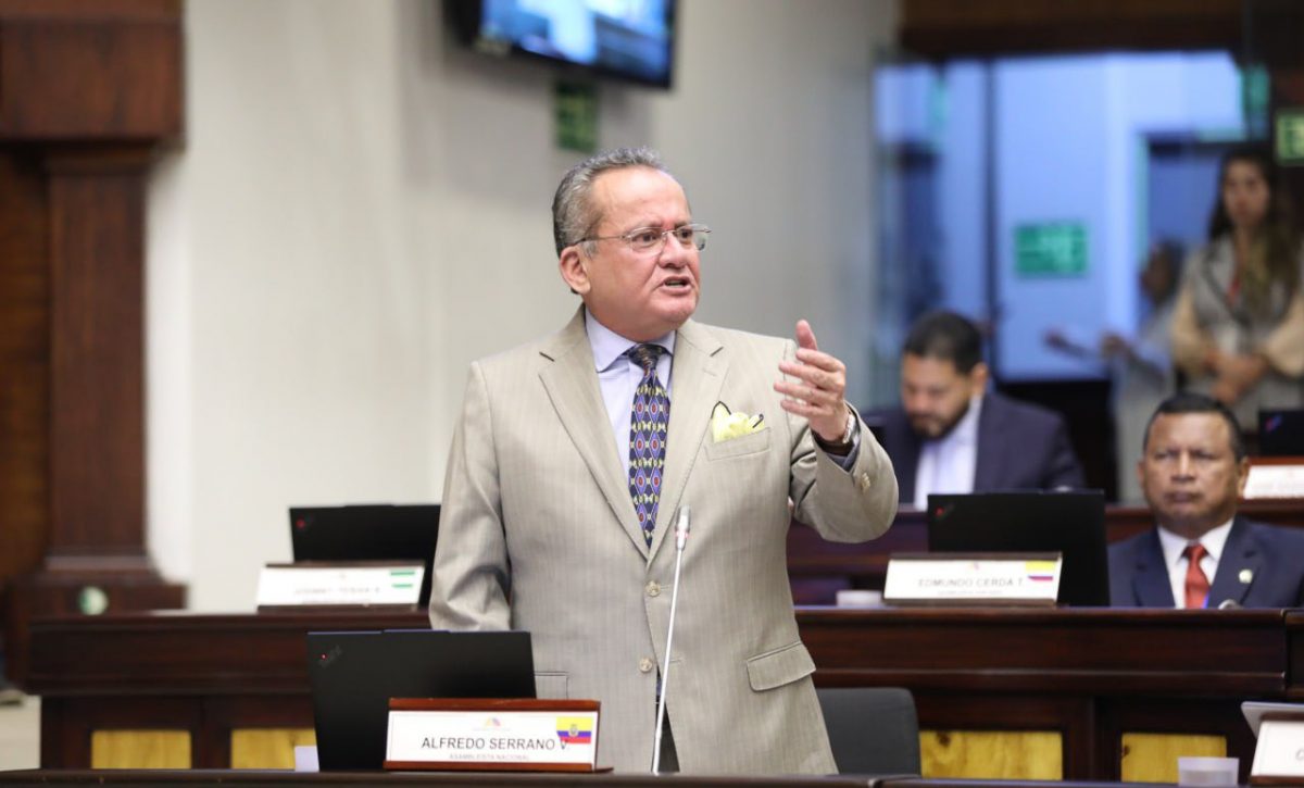 Asambleísta del PSC, Alfredo Serrano, responde a declaraciones de José De La Gasca