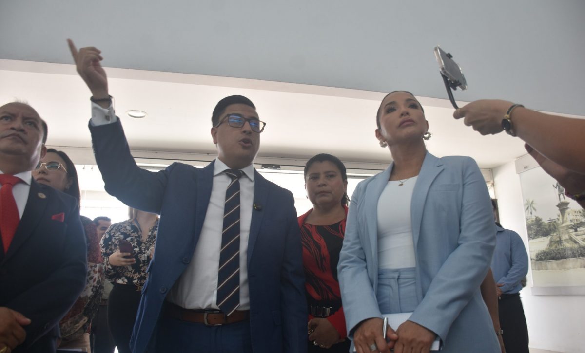 Asambleísta inspecciona el Complejo Judicial de Santo Domingo ante déficit de jueces y problemas estructurales