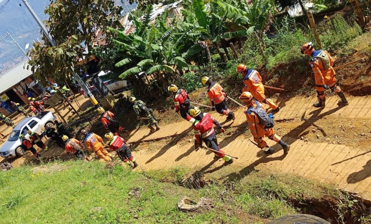 Ascienden a 22 los fallecidos por los deslizamientos de tierra del martes en Colombia