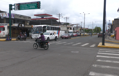 Así es el estado del tráfico vehicular saliendo de casa este martes 8 de abril