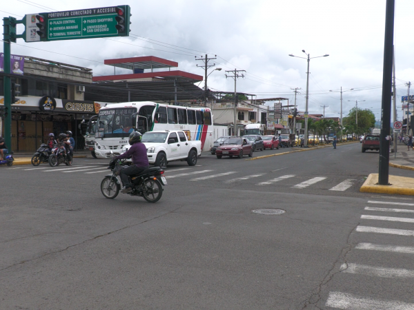 Así es el estado del tráfico vehicular saliendo de casa este martes 8 de abril