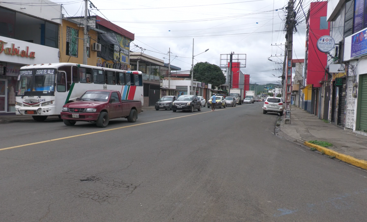 Así es el estado del tráfico vehicular saliendo de casa este viernes 4 de abril