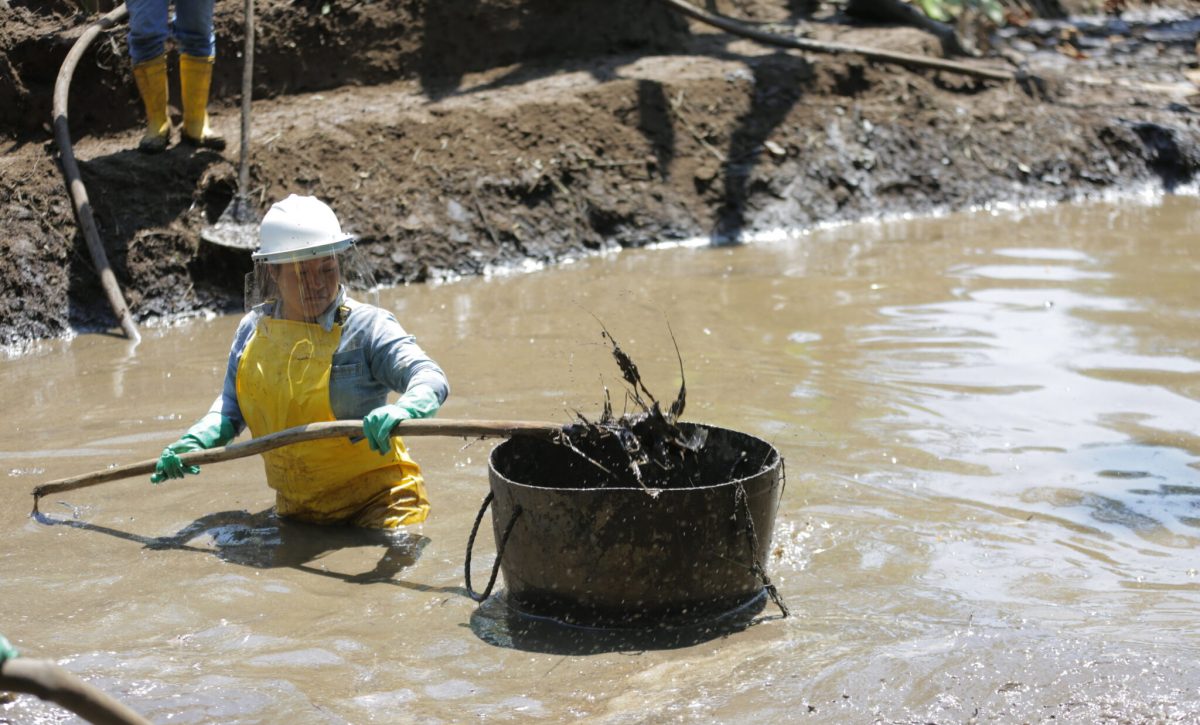 Así se recuperaron 15 000 barriles de crudo en la Amazonía ecuatoriana