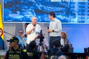 Atentado a Miguel Uribe Turbay Fiscalía apunta a motivos políticos, Petro lo cuestiona