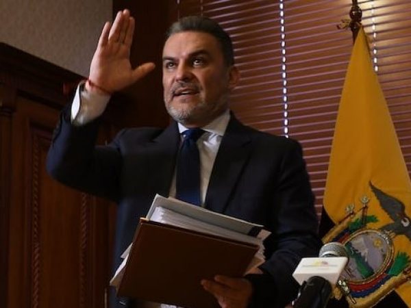Audiencia en Miami definirá pedido de asilo de José Serrano tras 35 días detenido