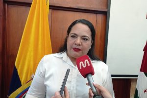 Aurora Valle asume la Gobernación de Manabí con enfoque en seguridad y servicios