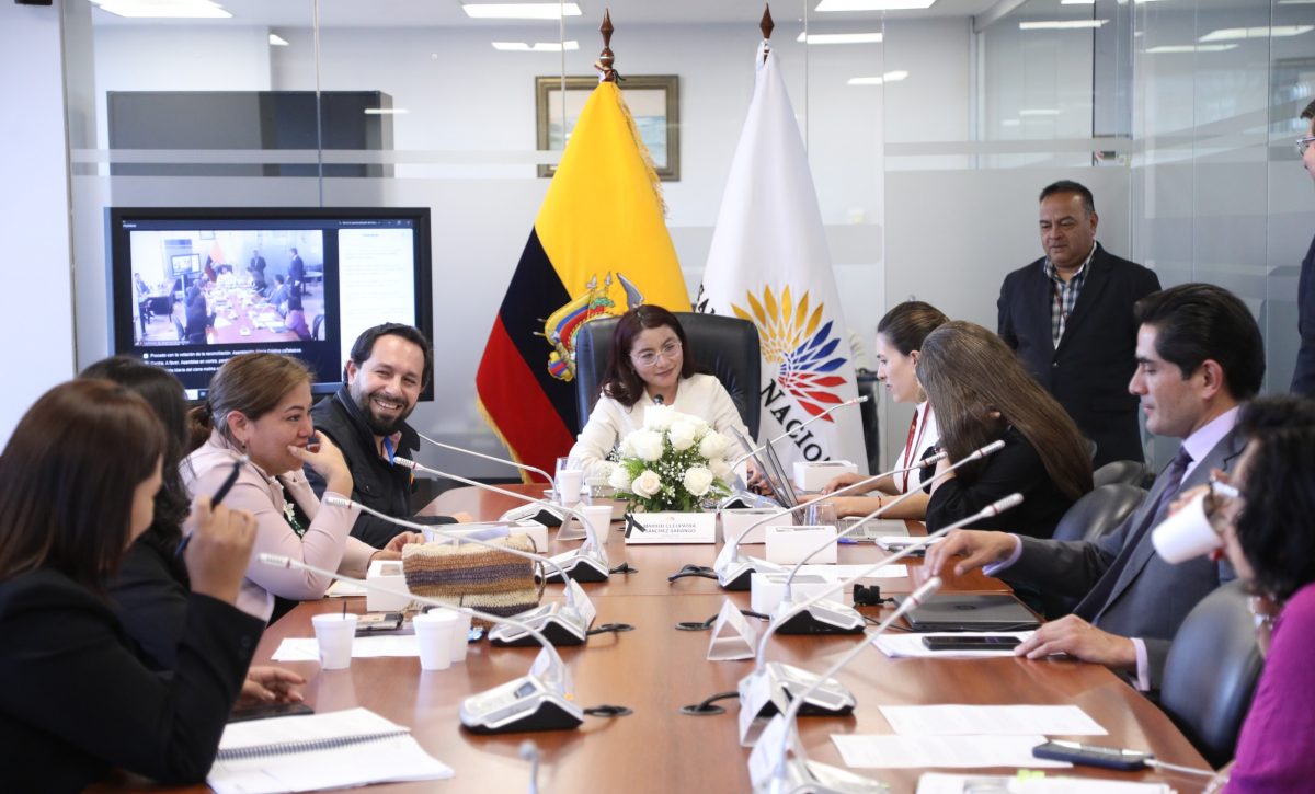 Autoridades de Pastaza plantean reformas en la Ley de Contratación Pública para la Amazonía