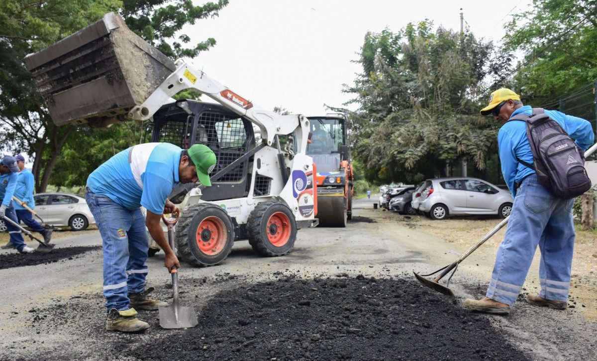 Por la falta de asfalto, el municipio reutilizó el material para bachear algunas calles de la ciudad.