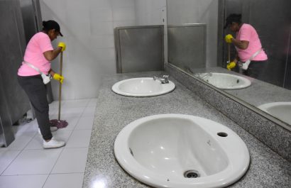 Portoparques implementa cobro en baños en La Rotonda y Las Vegas para combatir inseguridad y daños
