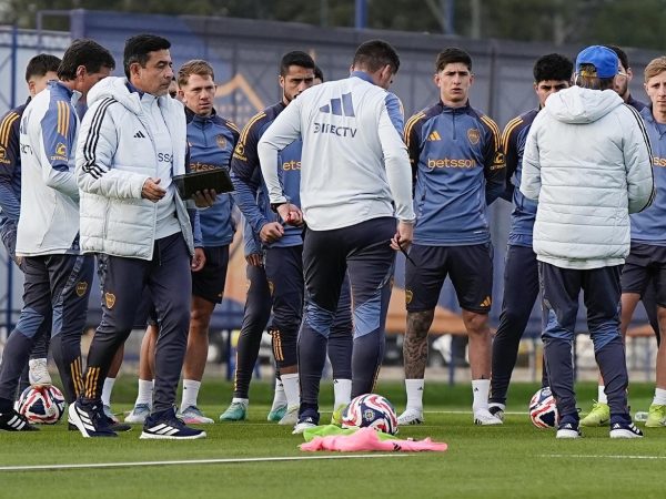 Jugadores de Boca Juniors durante un entrenamiento.