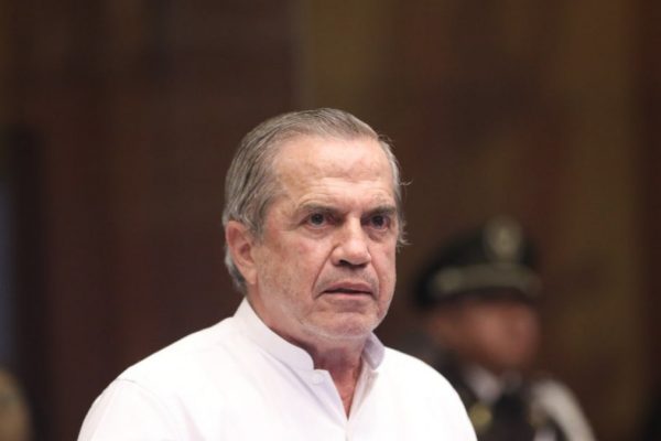 Bancada de Revolución Ciudadana arremete en contra del presidente de la Asamblea Nacional, Niels Olsen, tras sesión del pleno. (AN).