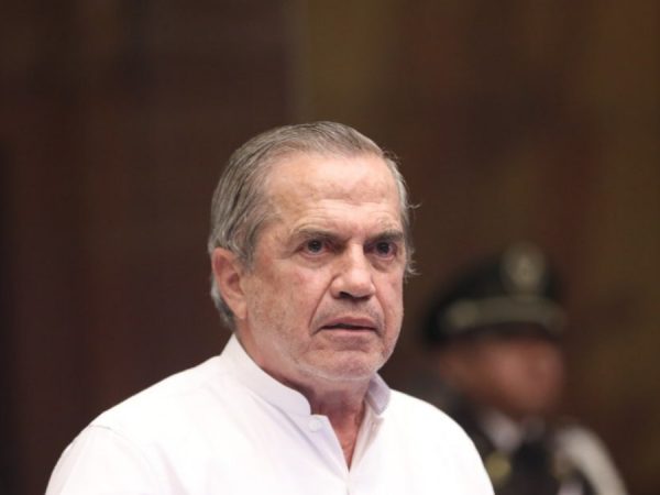 Bancada de Revolución Ciudadana arremete en contra del presidente de la Asamblea Nacional, Niels Olsen, tras sesión del pleno. (AN).