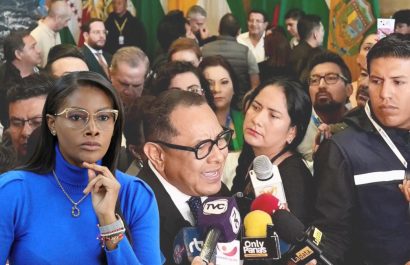 Bancada de Revolución Ciudadana envía una carta a Diana Salazar, quien renunció a su cargo como fiscal general.