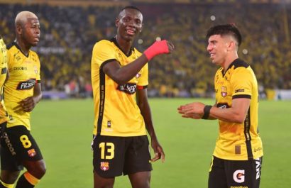 Barcelona SC a Universitario de Perú en el estadio Monumental Banco Pichincha, en un duelo por la tercera fecha del Grupo B de la Copa Libertadores.