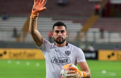 Barcelona SC anunció la salida del arquero Víctor Mendoza