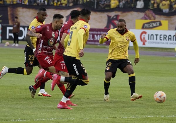 Barcelona SC derrotó 5-0 a Mushuc Runa en el estadio Bellavista de Riobamba, en la fecha 17 de la LigaPro Ecuabet 2025, gracias a un hattrick de Janner Corozo.