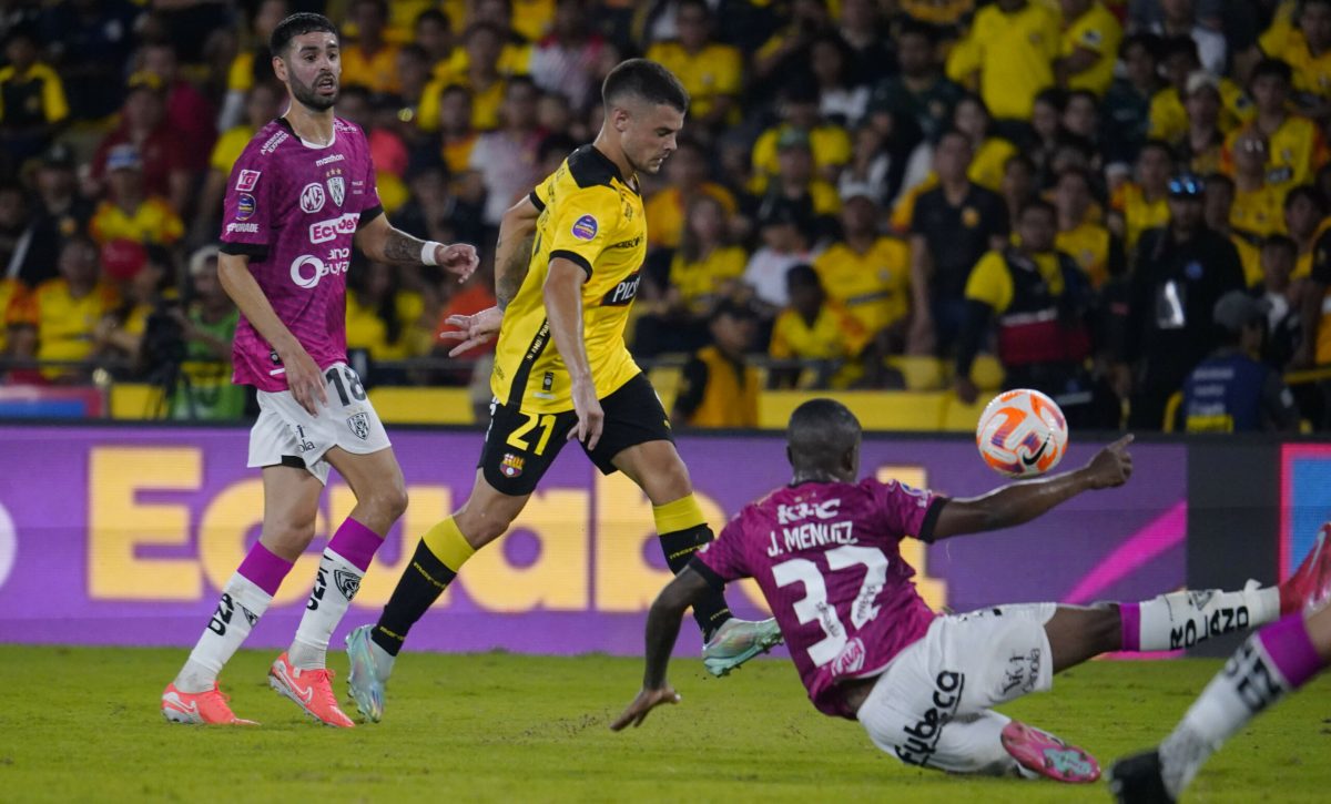 Barcelona SC se enfrenta ante Independiente del Valle, este martes en el estadio Monumental.