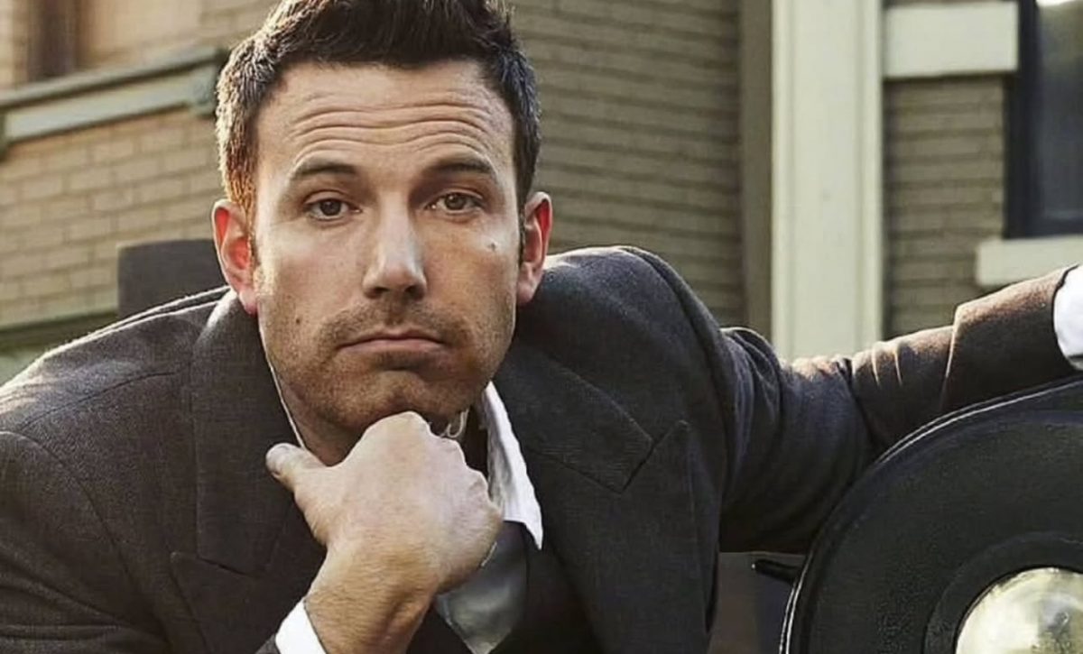 Ben Affleck reaparece con anillo de bodas en el set de su nueva película