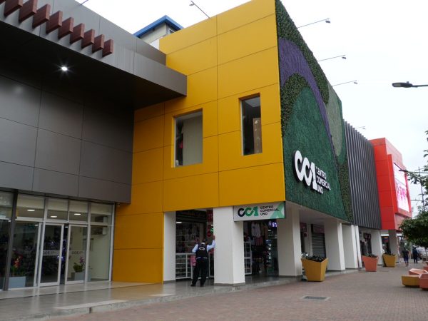 Bingo, descuentos y baile Así celebra el CC1 sus dos años en Portoviejo