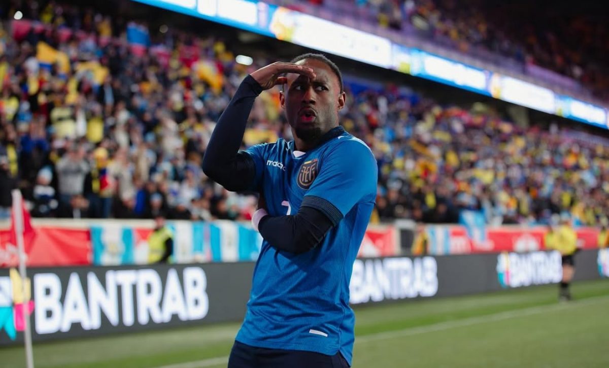 Blackburn Rovers interesado en el ecuatoriano John Yeboah para reforzar su ataque