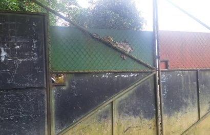 Bloque de Seguridad interviene tras actos de vandalismo que causan temor en institución educativa en Santo Domingo 2