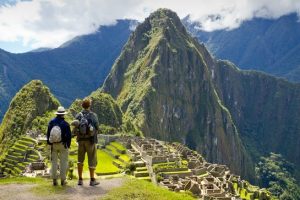 Bloqueos en la vía férrea a Machu Picchu obligan a evacuar a visitantes hacia Cusco. Foto/ Europa Press.