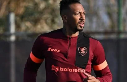 Jerome Boateng se retira del fútbol tras conquistar mundial con Alemania.
