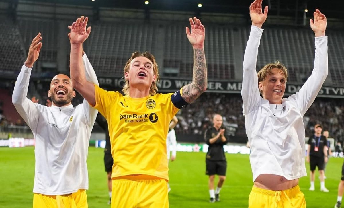 BodøGlimt de Noruega celebra su clasificación a la fase de grupos de la Champions League