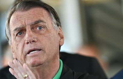 Bolsonaro, expresidente de Brasil deberá usar tobillera eléctrica por riesgo de fuga