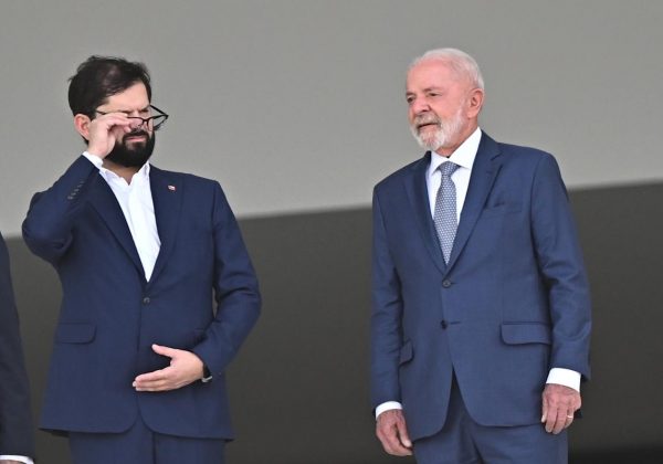 Boric y Lula sellan acuerdos en defensa del libre comercio y la integración regional.