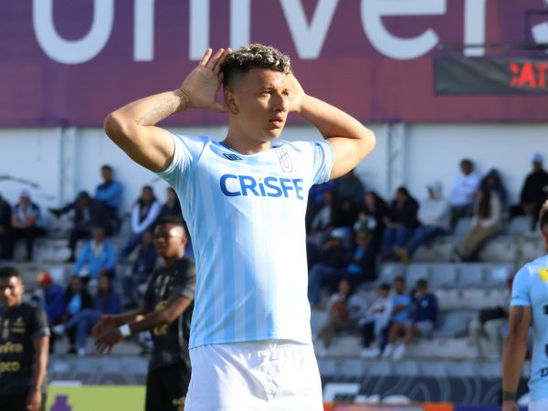 Byron 'El Tigre' Palacios lidera remontada de U. Católica ante Macará