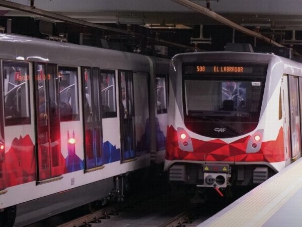 CAF asegura mantenimiento del Metro de Quito por USD 35,6 millones