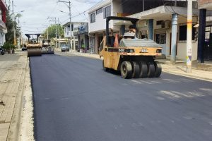 En total, serán 40 kilómetros de calles serán asfaltadas en Chone.