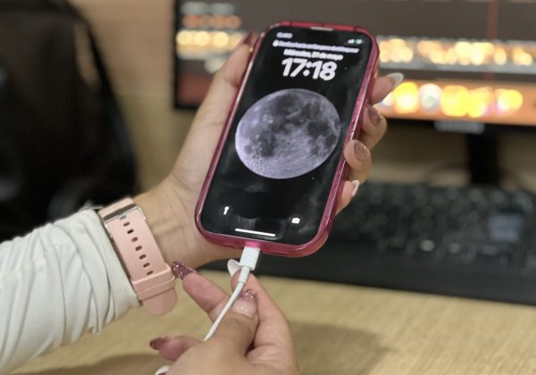 Especialistas revelan cómo cargar el celular correctamente para evitar fallos y alargar la vida de la batería