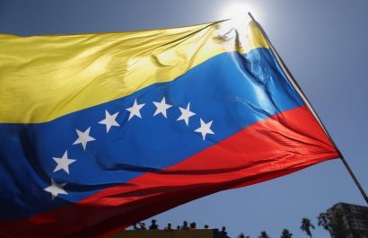 CNE anunció la suspensión de votación en Venezuela para la Segunda Vuelta de las elecciones presidenciales de Ecuador
