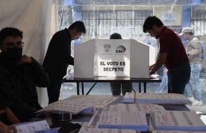 CNE desmiente noticia falsa: El voto es obligatorio en todo Ecuador, incluyendo Manabí, para las elecciones presidenciales del domingo 13 de abril.