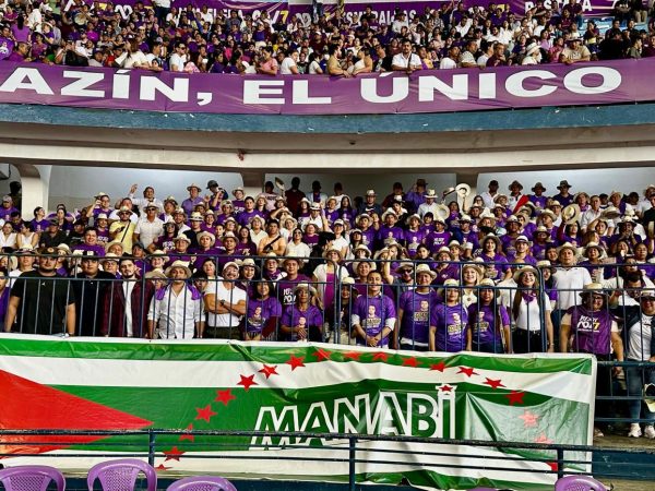 Simpatizantes de ADN de Manabí, estuvieron presentes en la convención.
