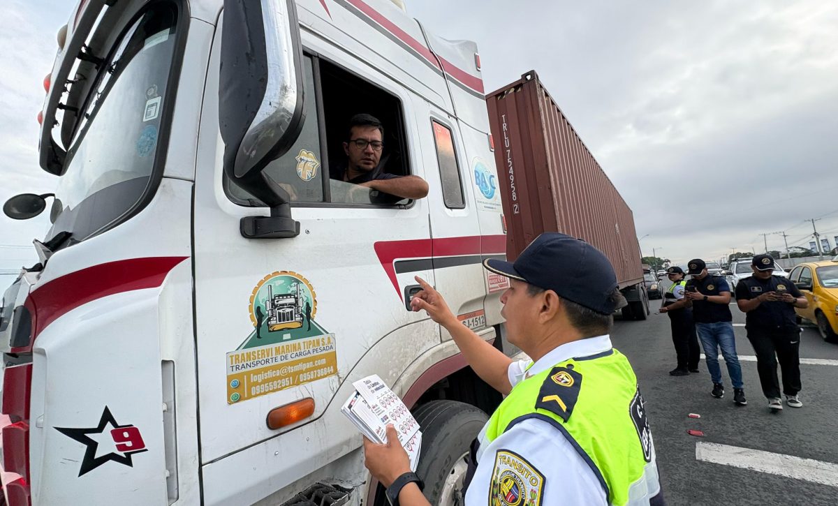 CTE reforzará controles a transporte pesado tras accidentes mortales por contenedores mal asegurados