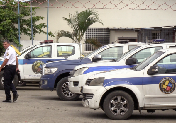 CTE y Fuerzas Armadas refuerzan seguridad en exteriores de cárceles en Jipijapa, Portoviejo y Bahía