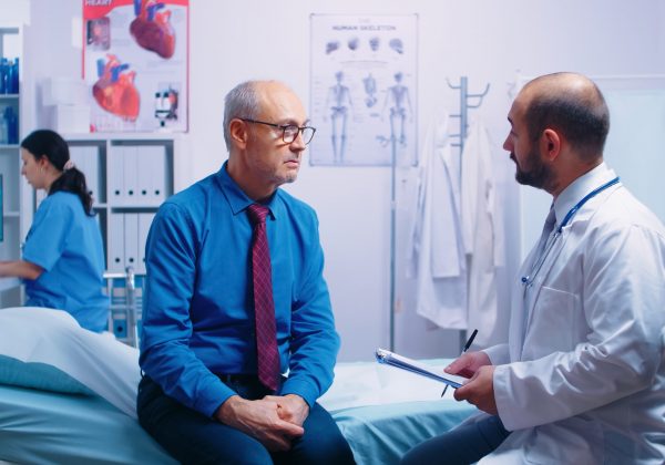 Cáncer de próstata, diabetes y colesterol, las principales amenazas a la salud de los hombres en Ecuador