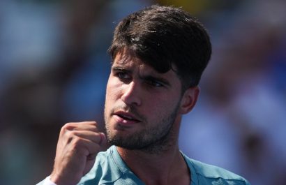 Carlos Alcaraz debuta con victoria y acompaña a Bautista en tercera ronda de Cincinnati