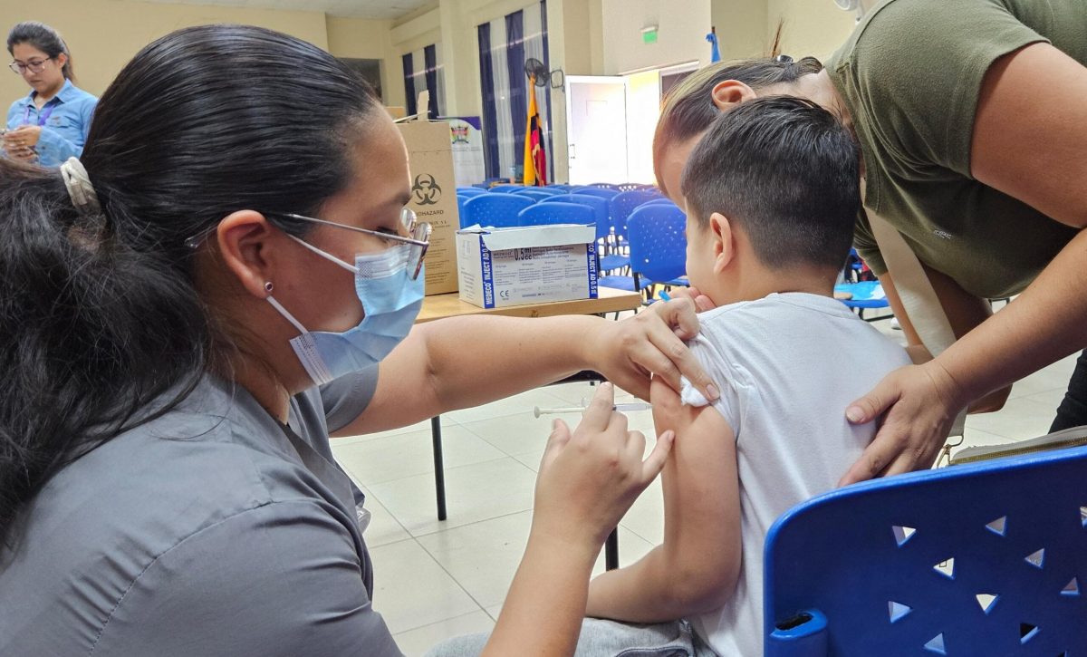 Casi 34.000 dosis contra la tosferina aplicadas en Manabí y Santo Domingo de los Tsáchilas