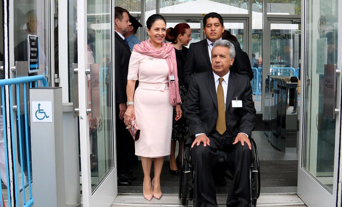 Caso Sinohydro: Fiscalía solicita que el expresidente Lenín Moreno, su esposa y su hija se presenten periódicamente en Quito, no en consulados.