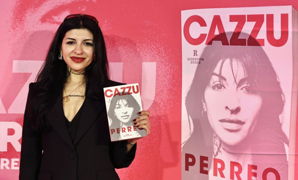 Cazzu reflexiona sobre feminismo y machismo en su nuevo libro en México