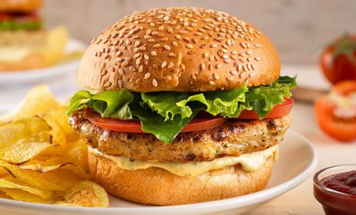 Celebran el Día Mundial de la Hamburguesa: Historia de un plato que conquistó el mundo