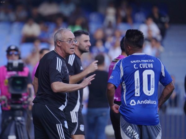 Célico continúa en Emelec con apoyo del plantel
