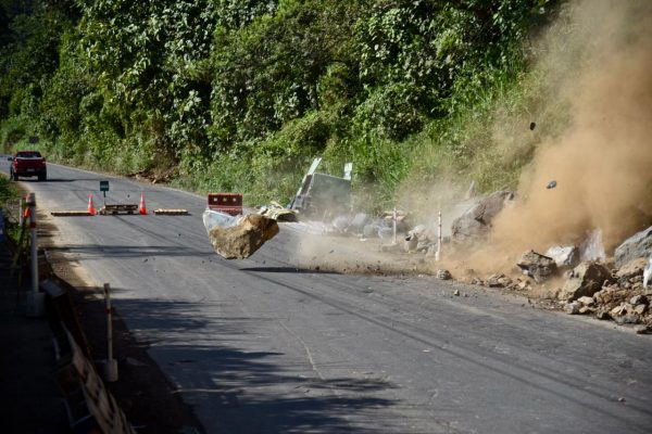 Cerrado el km 83 de la Alóag-Santo Domingo conoce rutas alternas y duración