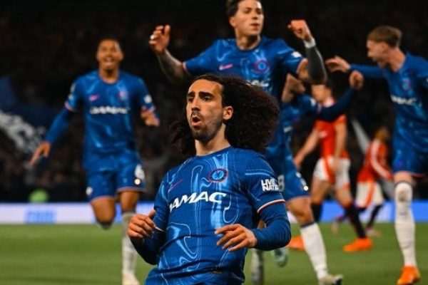 Chelsea y Caicedo vencen al United con gol de Cucurella y afianza su plaza en Champions