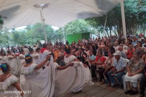 Chigualos y Alegría Así homenajearon a los adultos mayores en Portoviejo